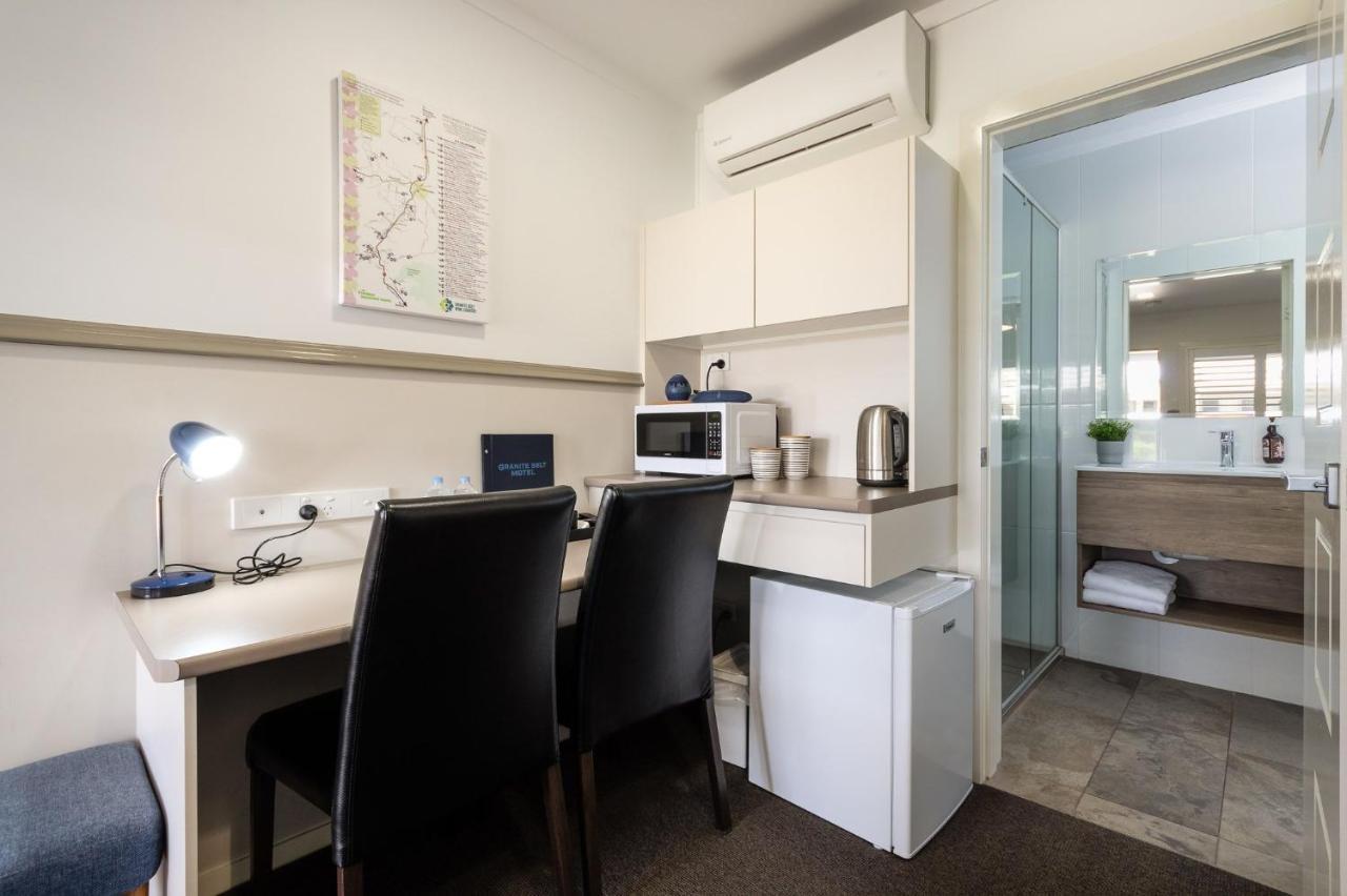 סטאנטהורפה Granite Belt Motel מראה חיצוני תמונה