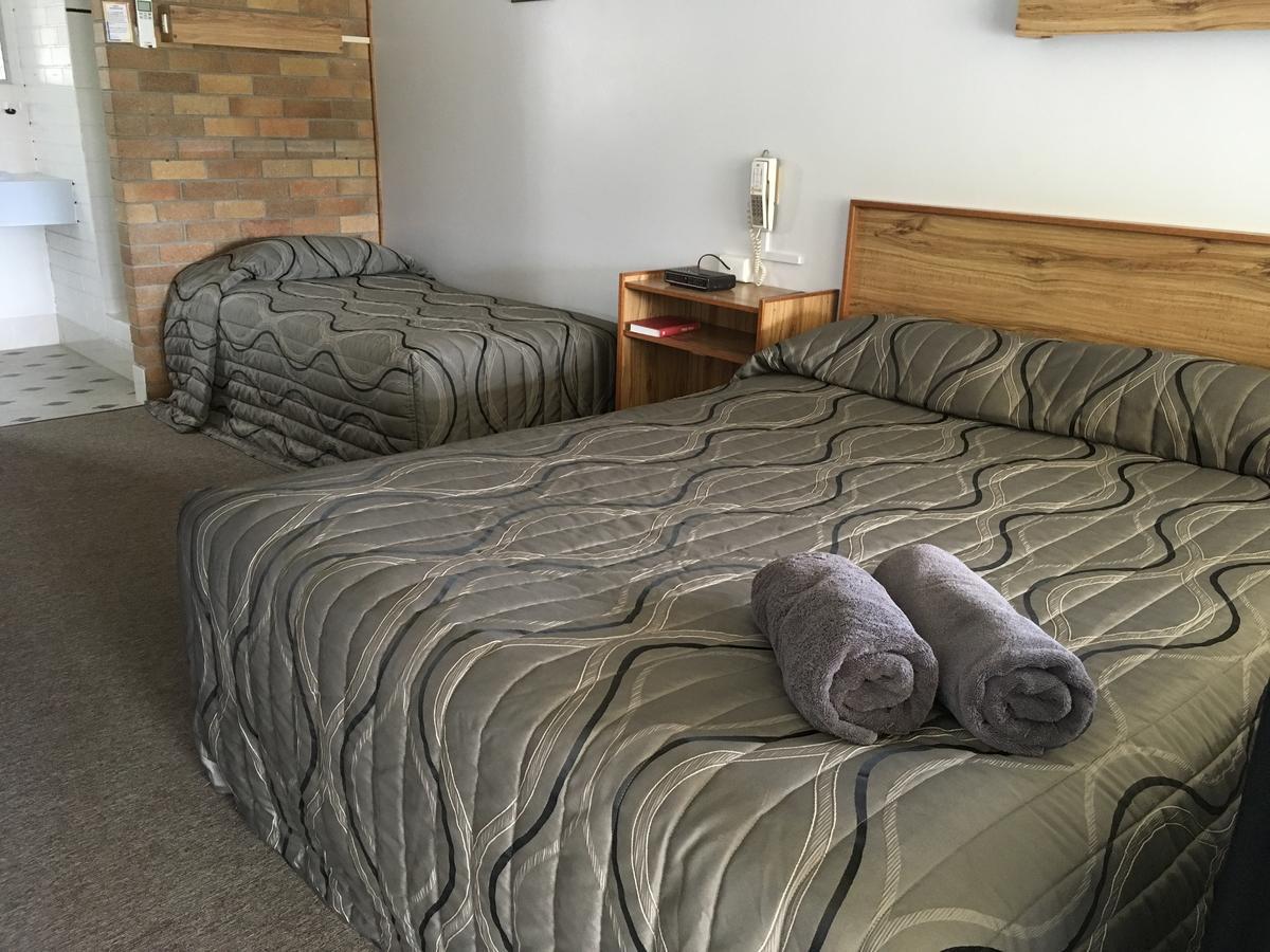 סטאנטהורפה Granite Belt Motel מראה חיצוני תמונה